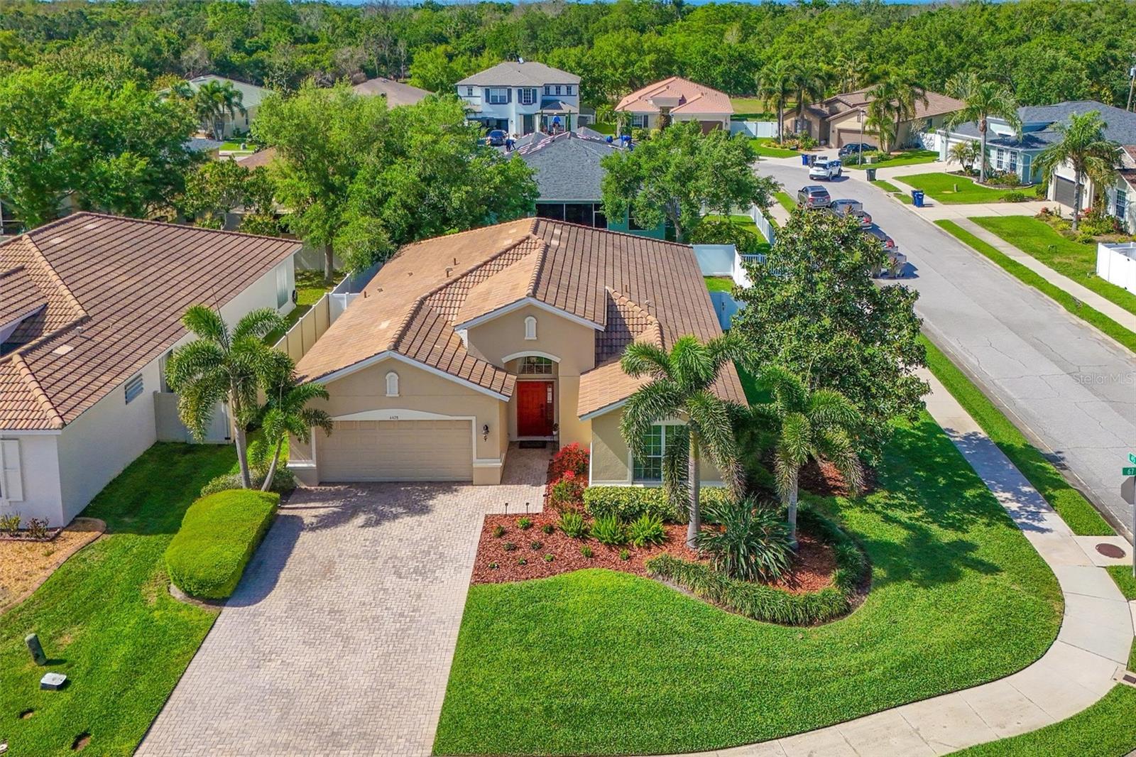 CROSSING CREEK VILLAGE PH I - Residential