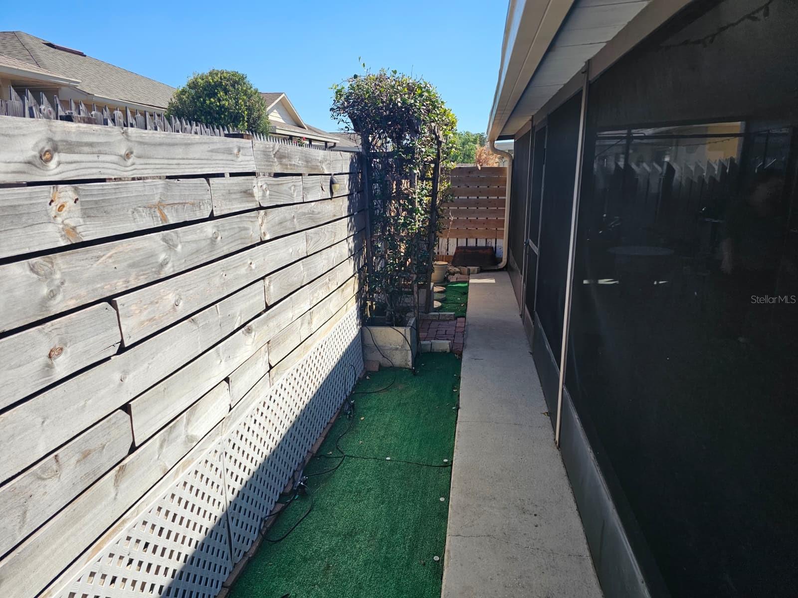 VILLAS/BELLEVIEW - Residential