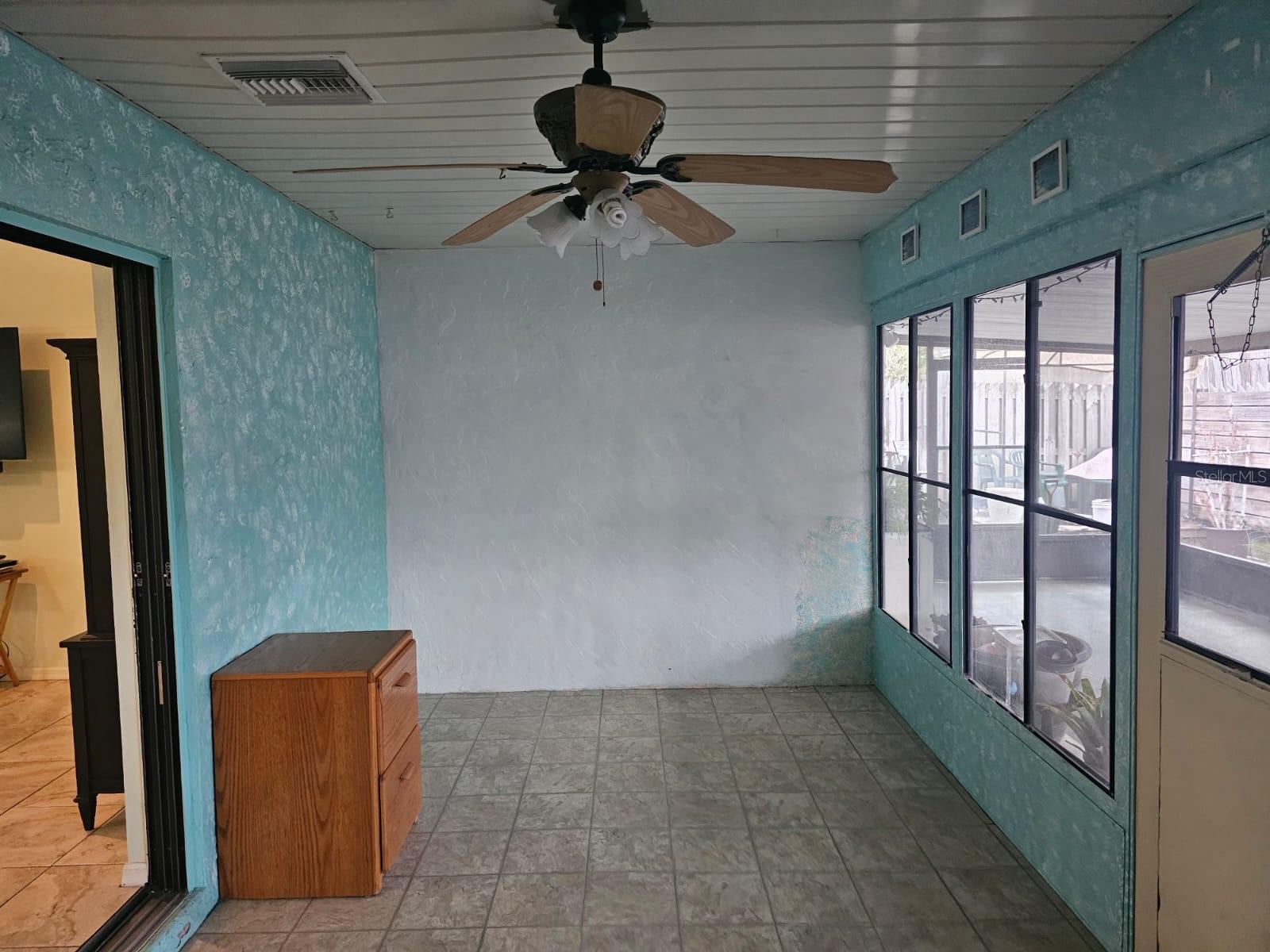 VILLAS/BELLEVIEW - Residential