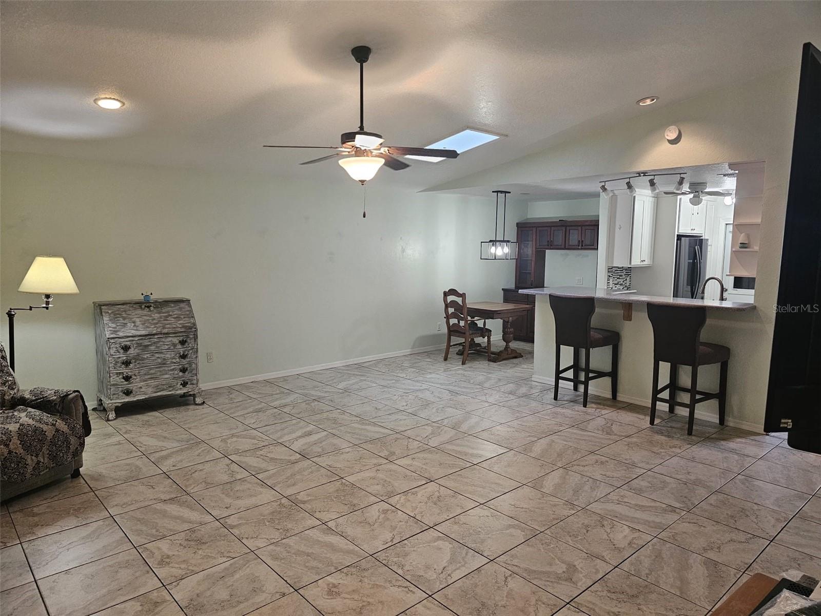 VILLAS/BELLEVIEW - Residential