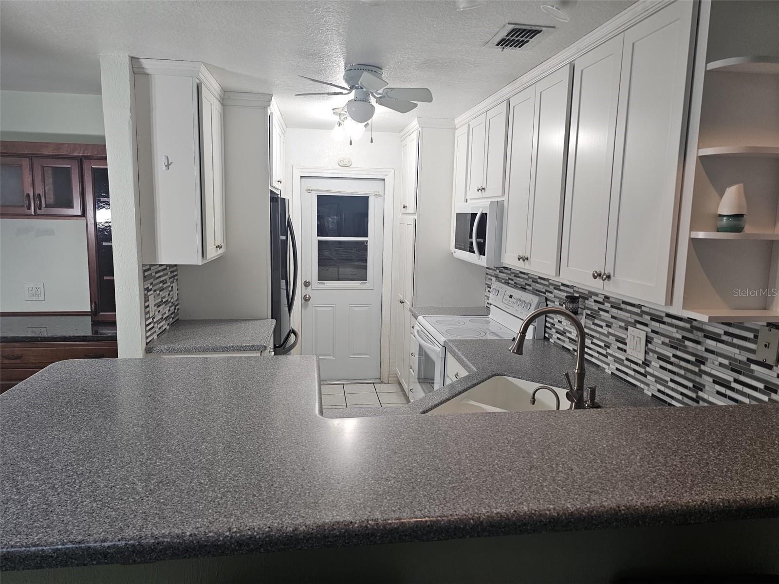 VILLAS/BELLEVIEW - Residential