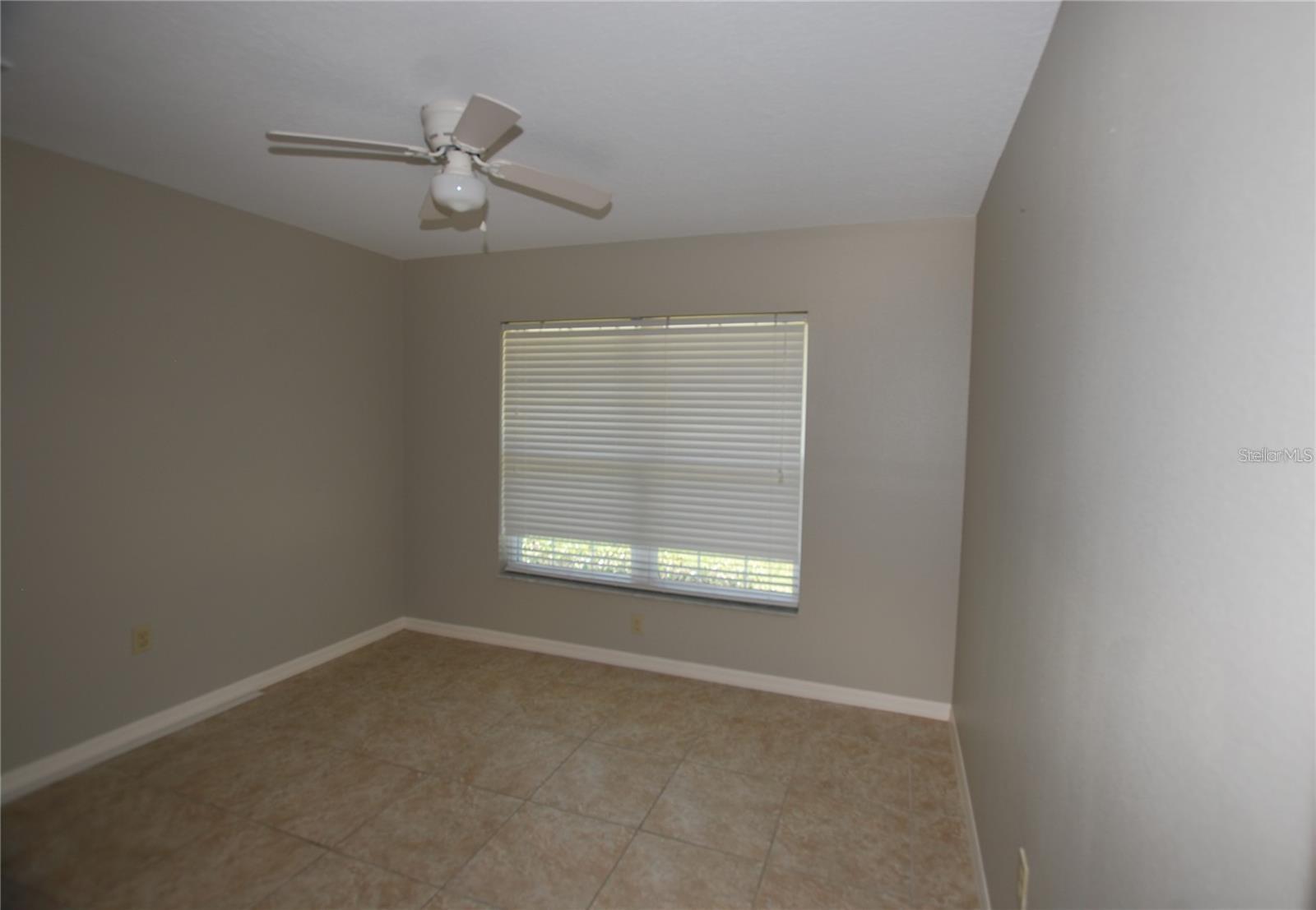 HORNEYS J T ADD 01 - Residential Lease