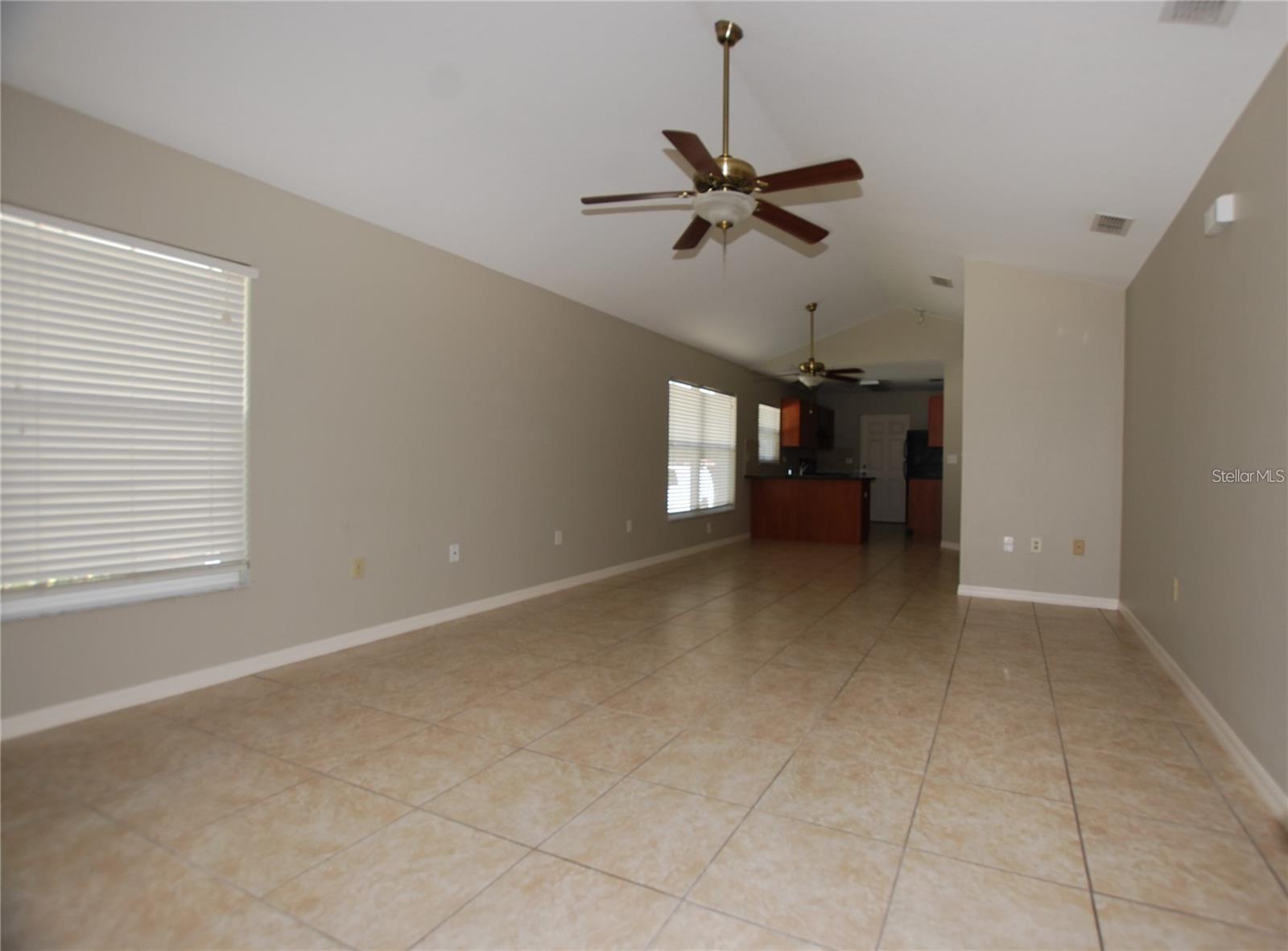 HORNEYS J T ADD 01 - Residential Lease