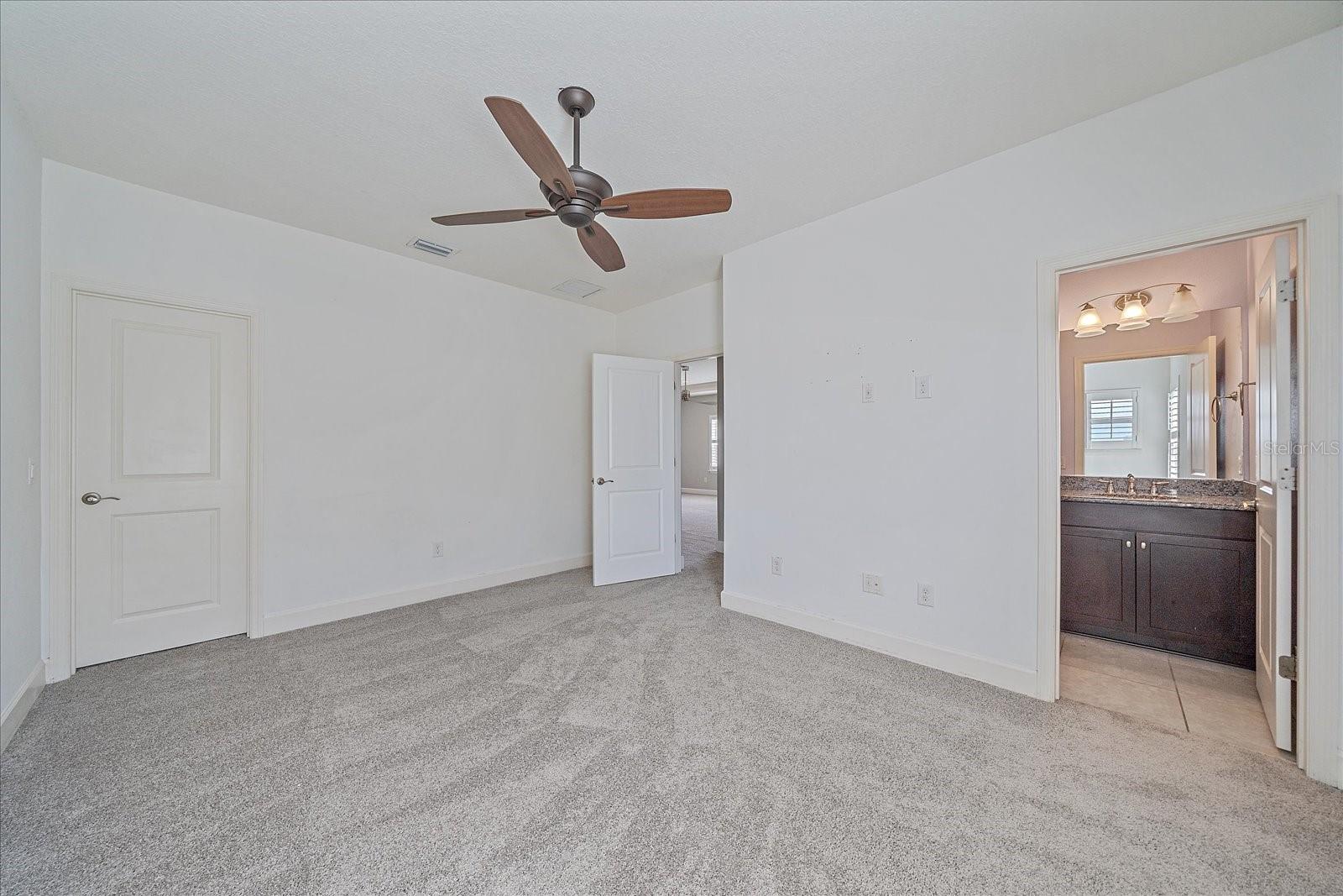 ARBOR LAKES ON PALMER RANCH - Residential