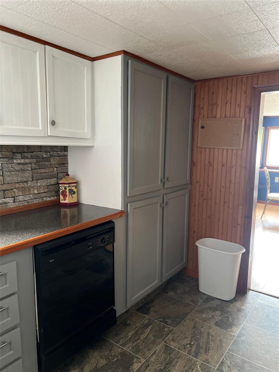 REGENCY COVE A COOPERATIVE - Residential Lease