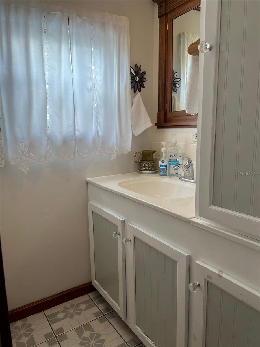REGENCY COVE A COOPERATIVE - Residential Lease