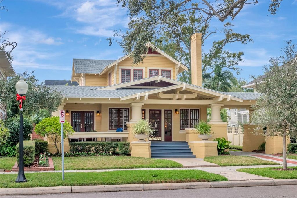 Photo of 713 S Delaware Avenue, Tampa, FL 33606 (MLS # TB8460488)