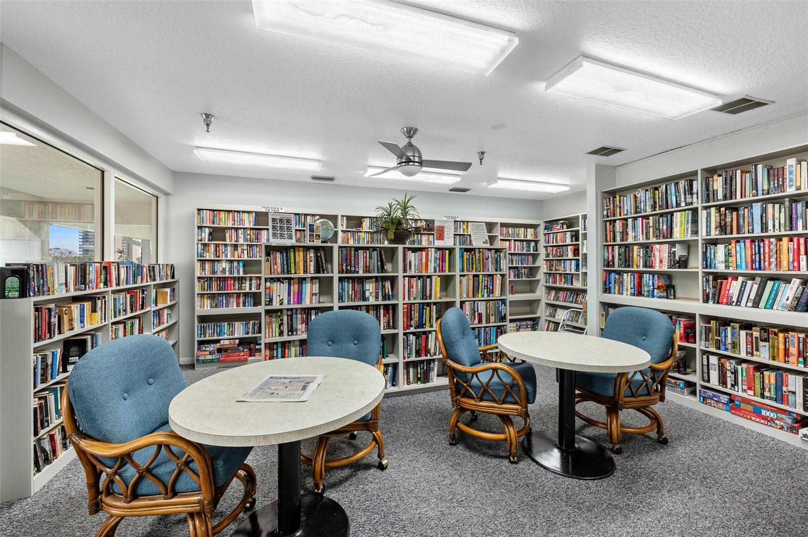 HARBOURSIDE CONDO - Residential