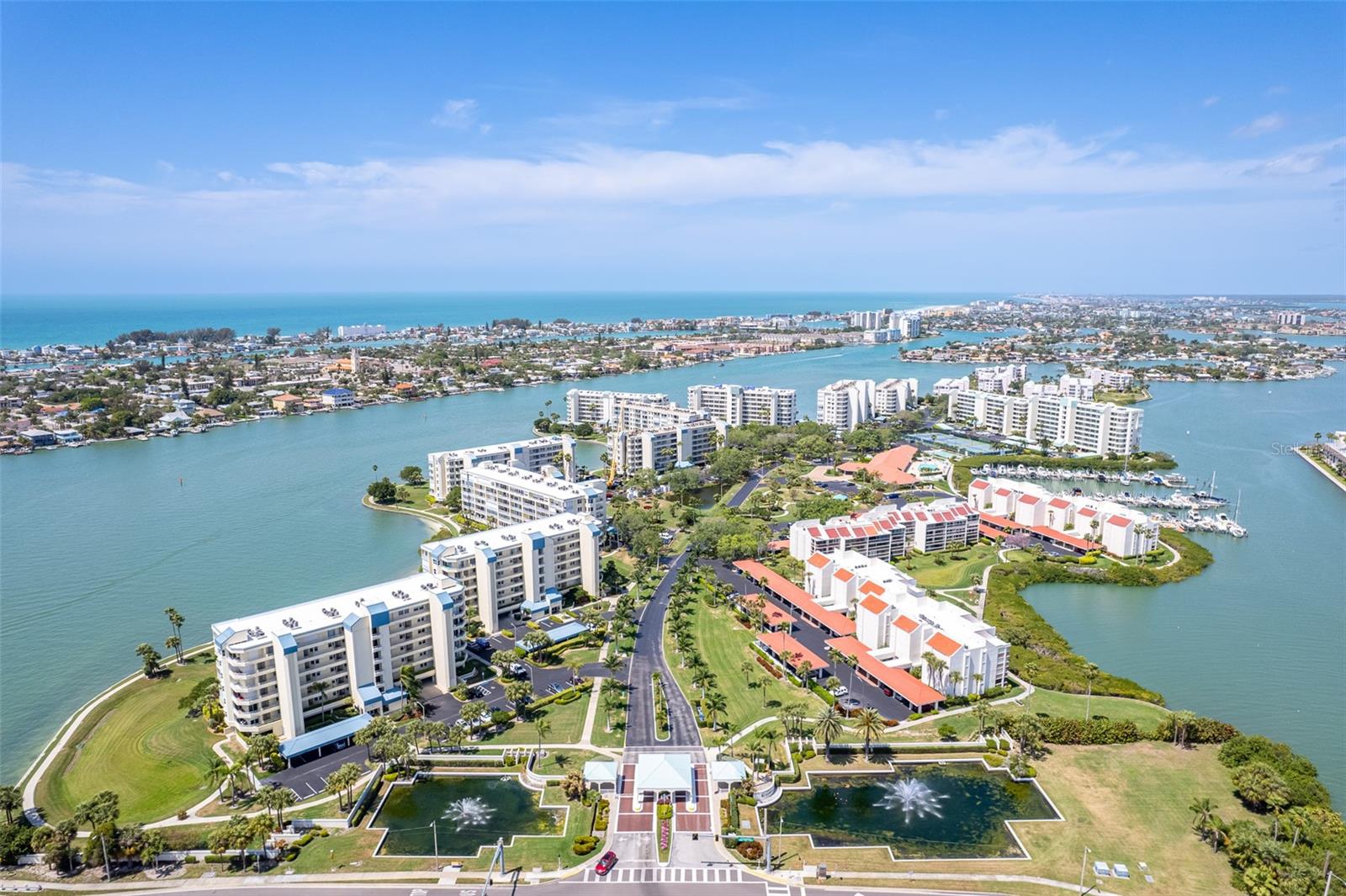 HARBOURSIDE CONDO - Residential