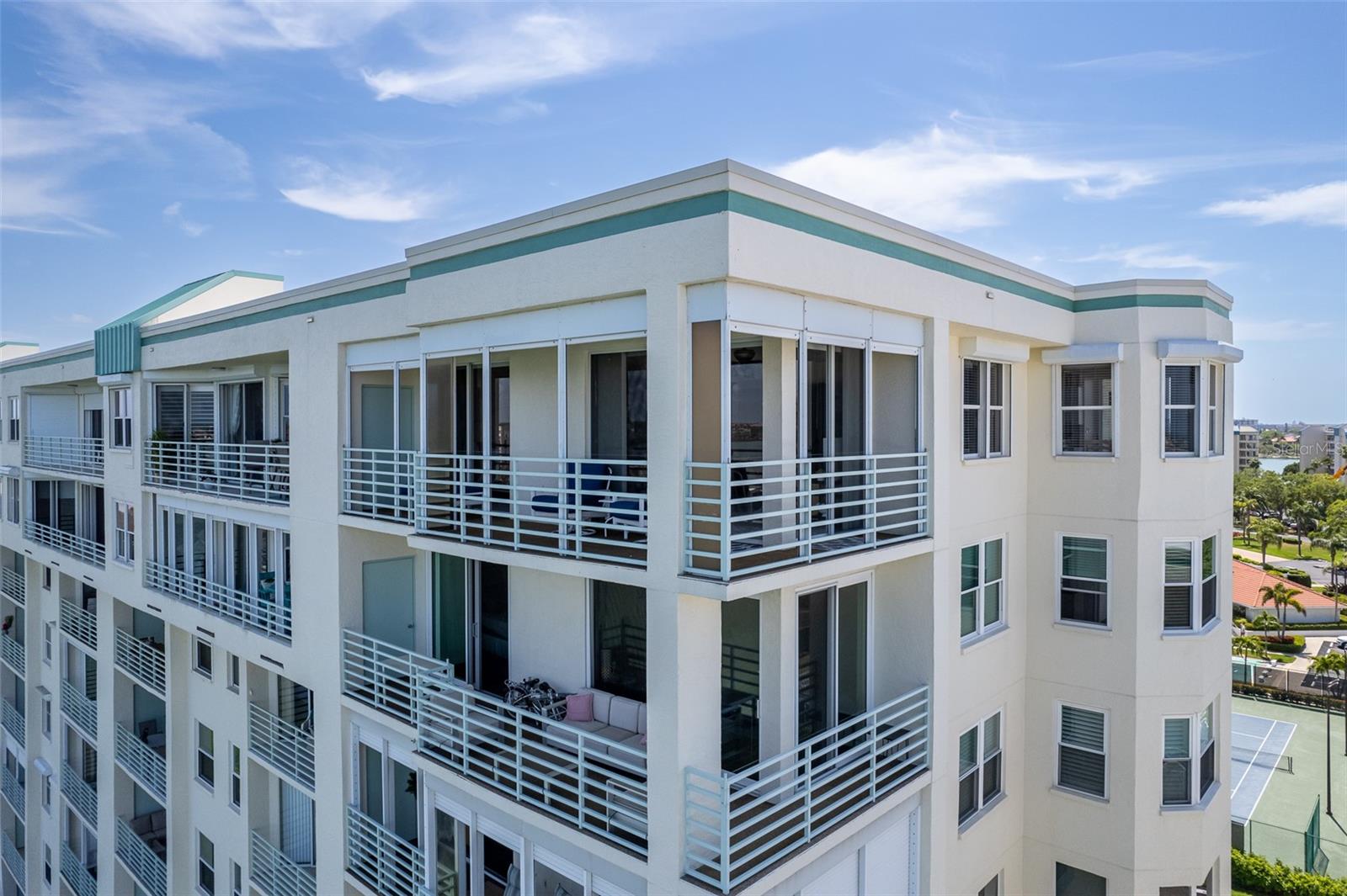 HARBOURSIDE CONDO - Residential