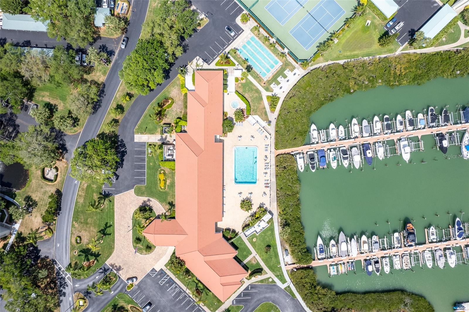 HARBOURSIDE CONDO - Residential
