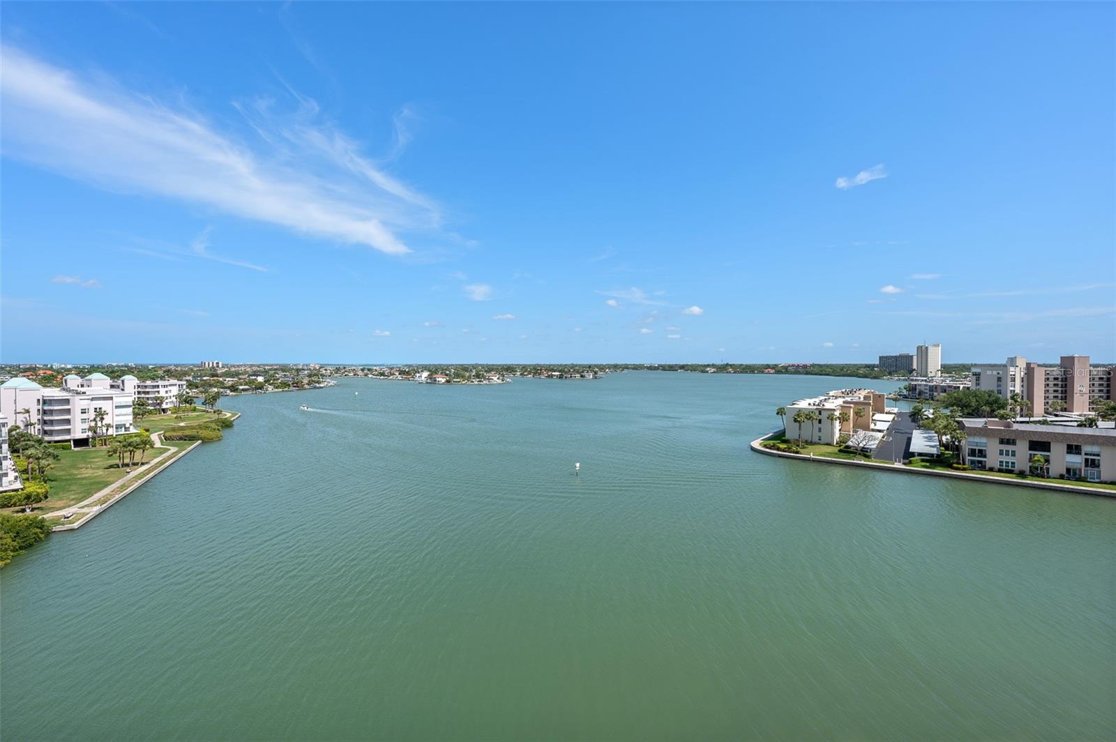 HARBOURSIDE CONDO - Residential