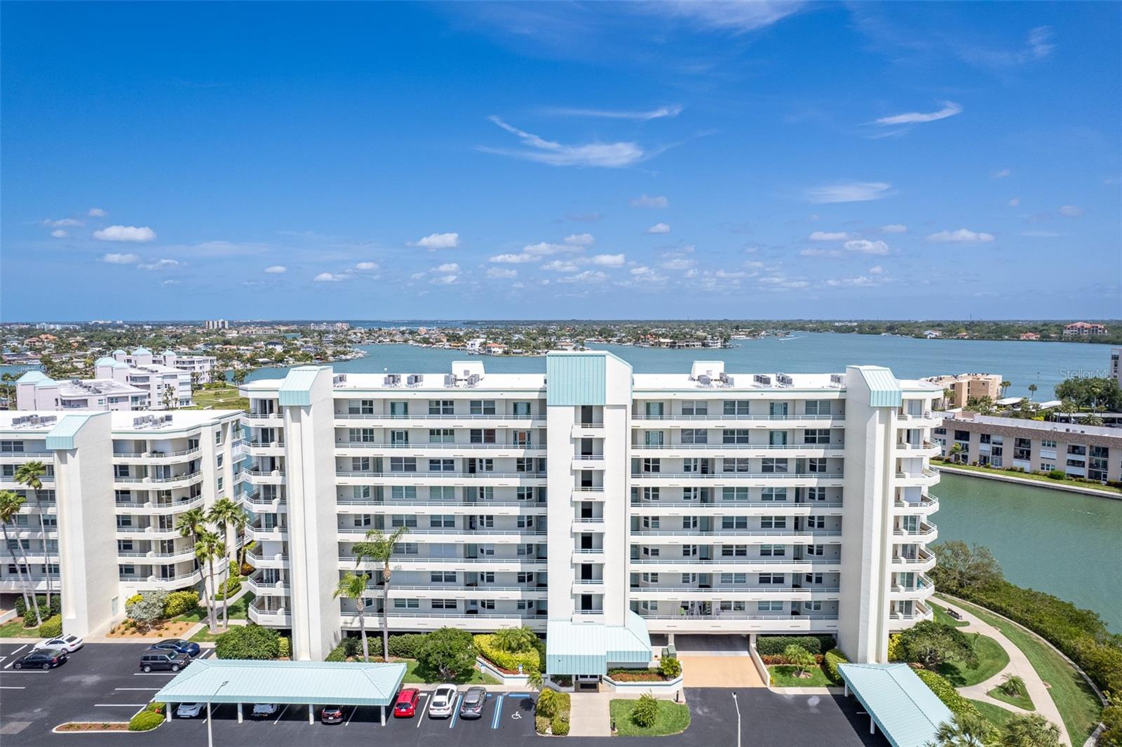 HARBOURSIDE CONDO - Residential