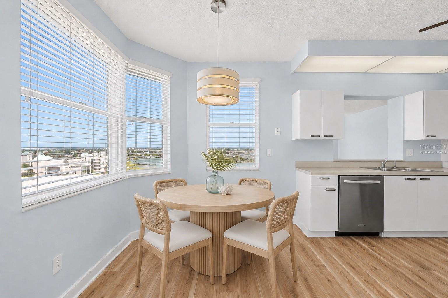 HARBOURSIDE CONDO - Residential