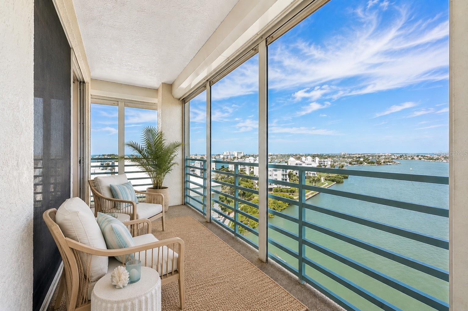 HARBOURSIDE CONDO - Residential