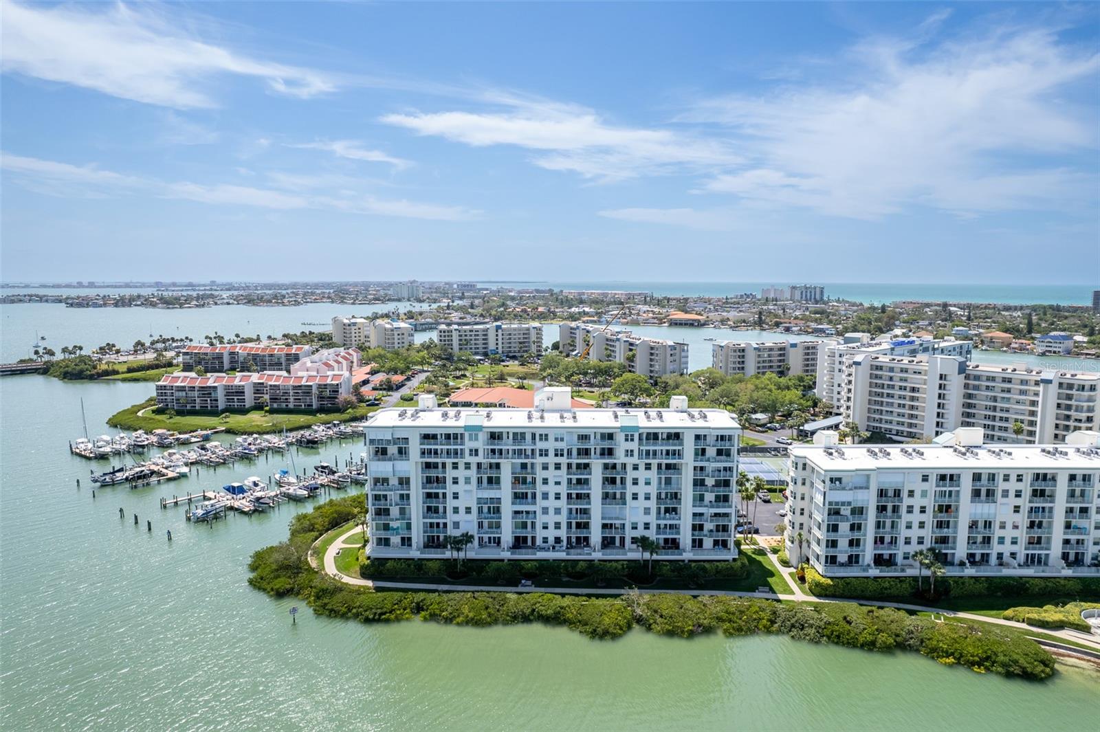HARBOURSIDE CONDO - Residential