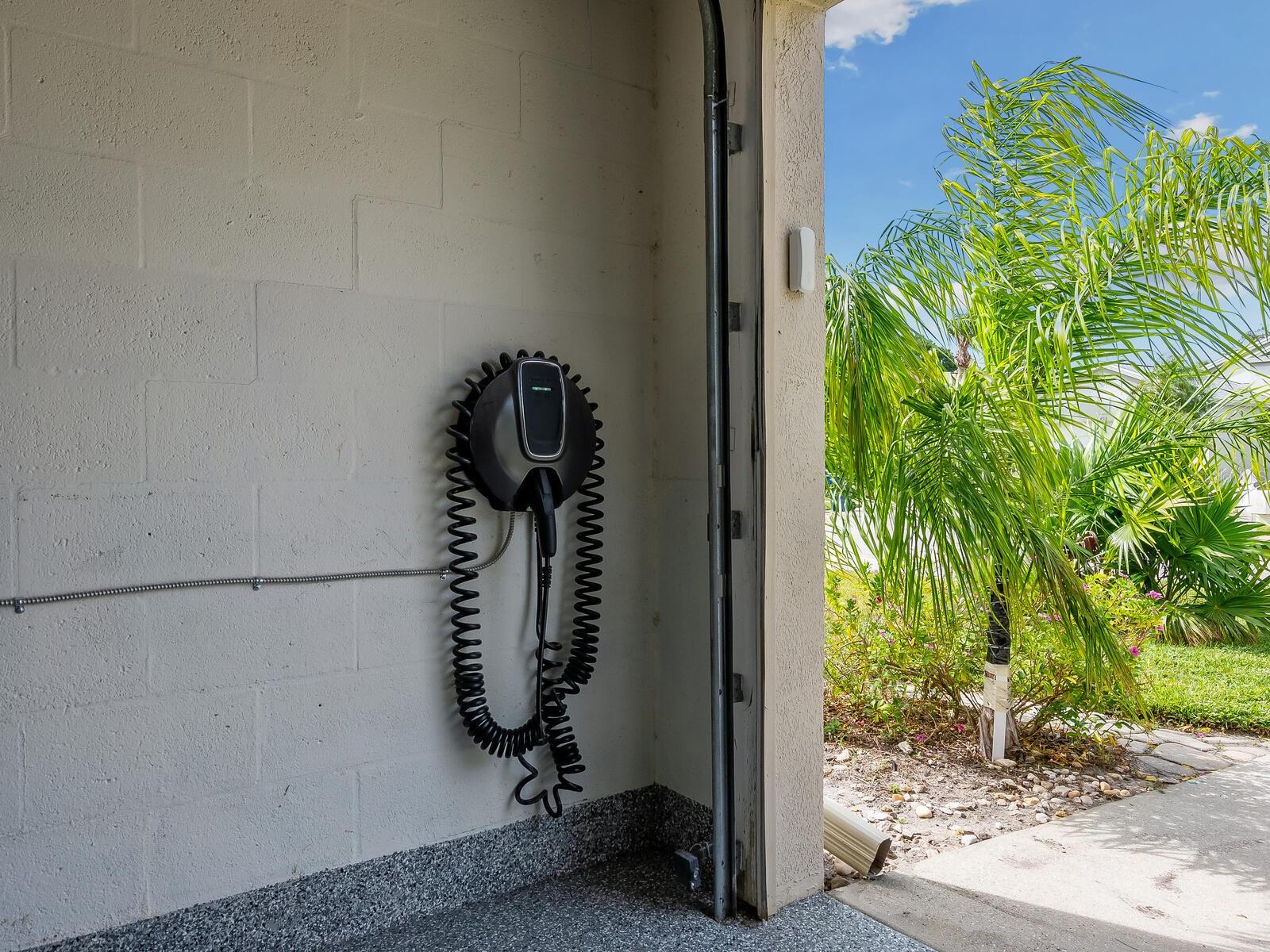 SABAL HARBOUR PH VII - Residential