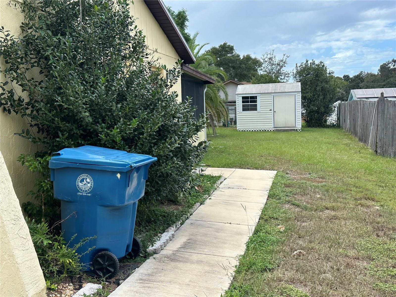 SPRING HILL - Residential