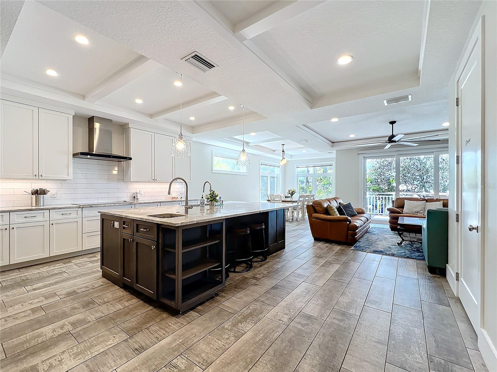 1204 DERBY LANE