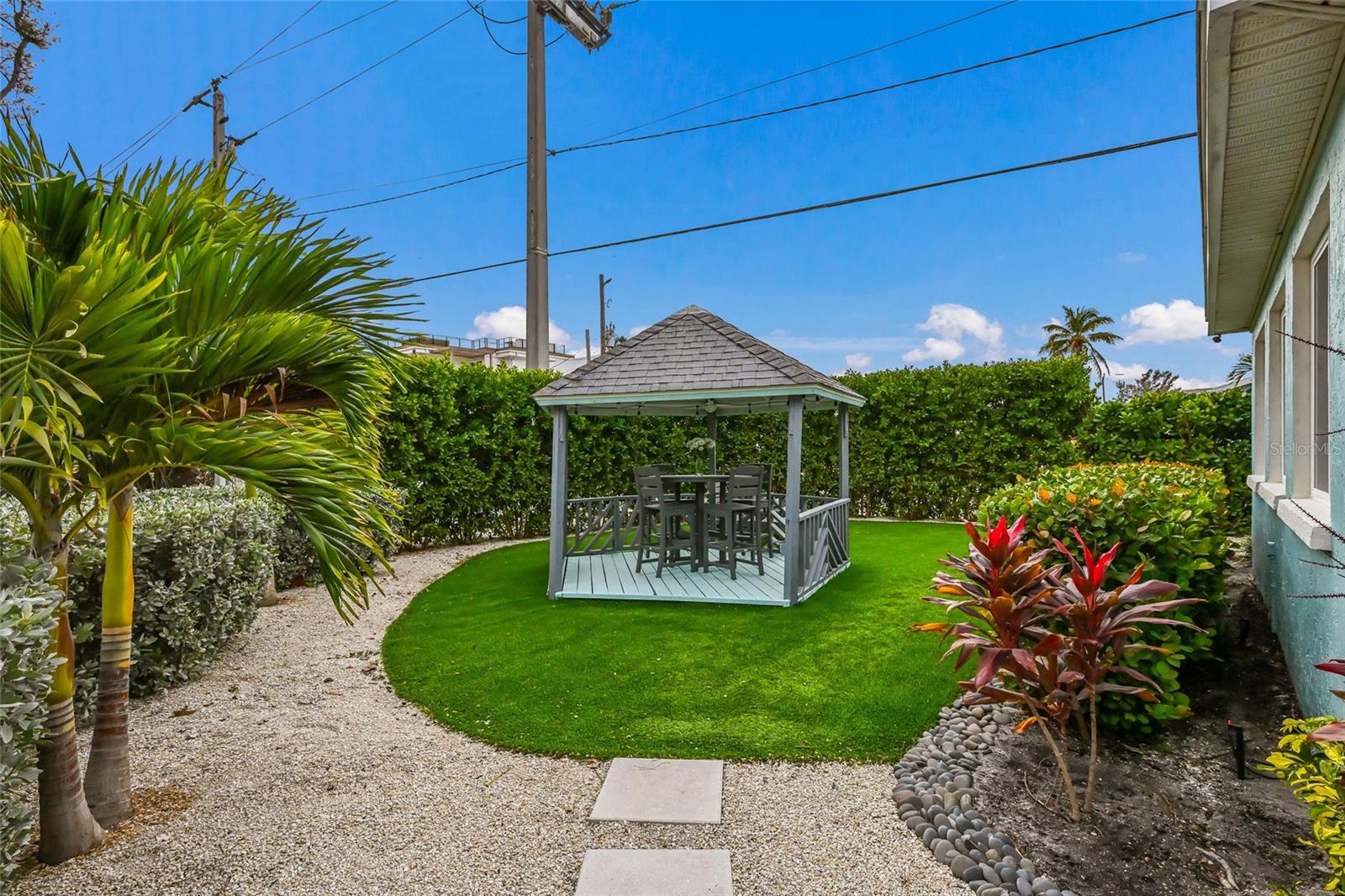 SHORE ACRES - Residential