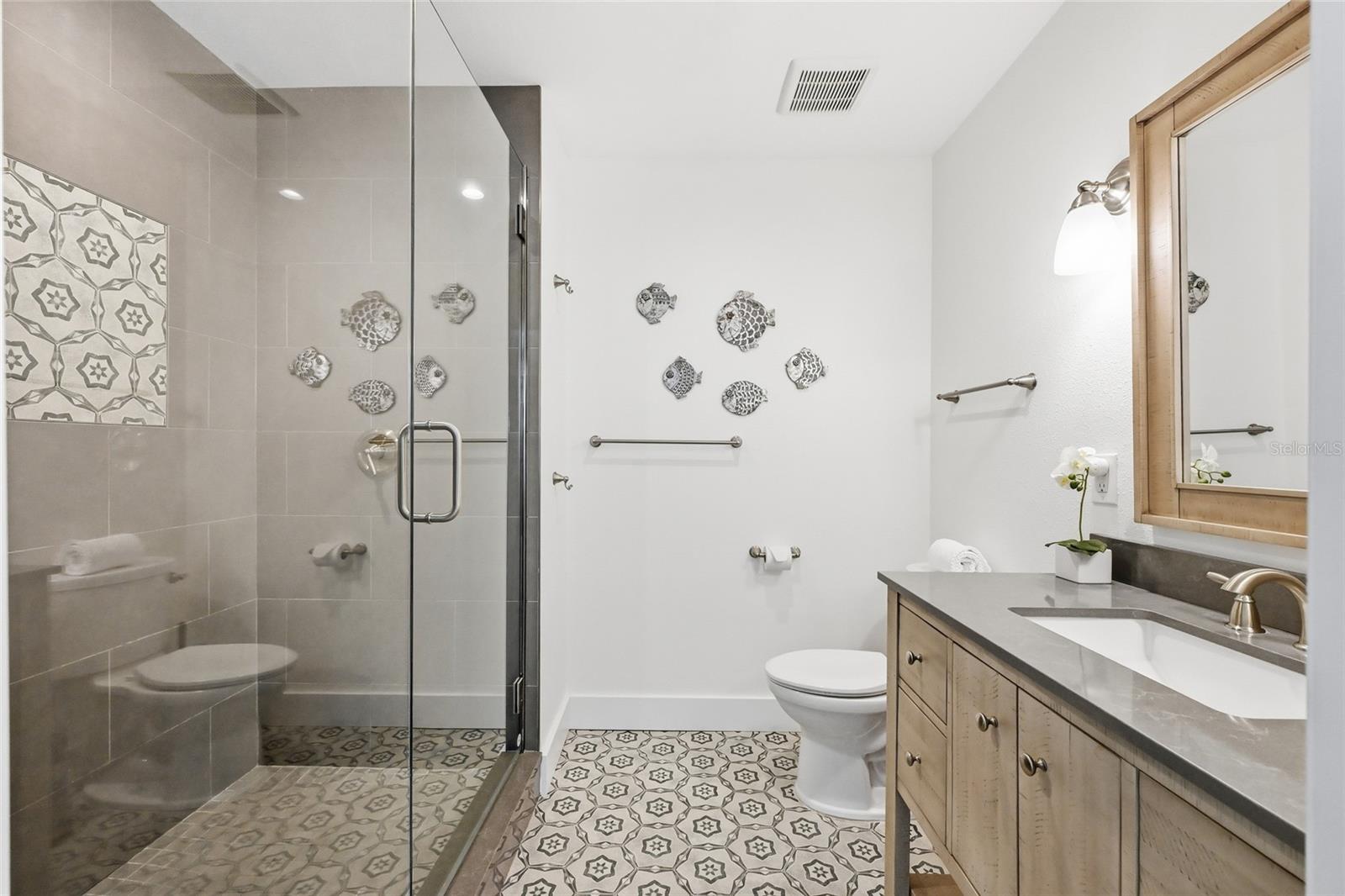 SHORE ACRES - Residential