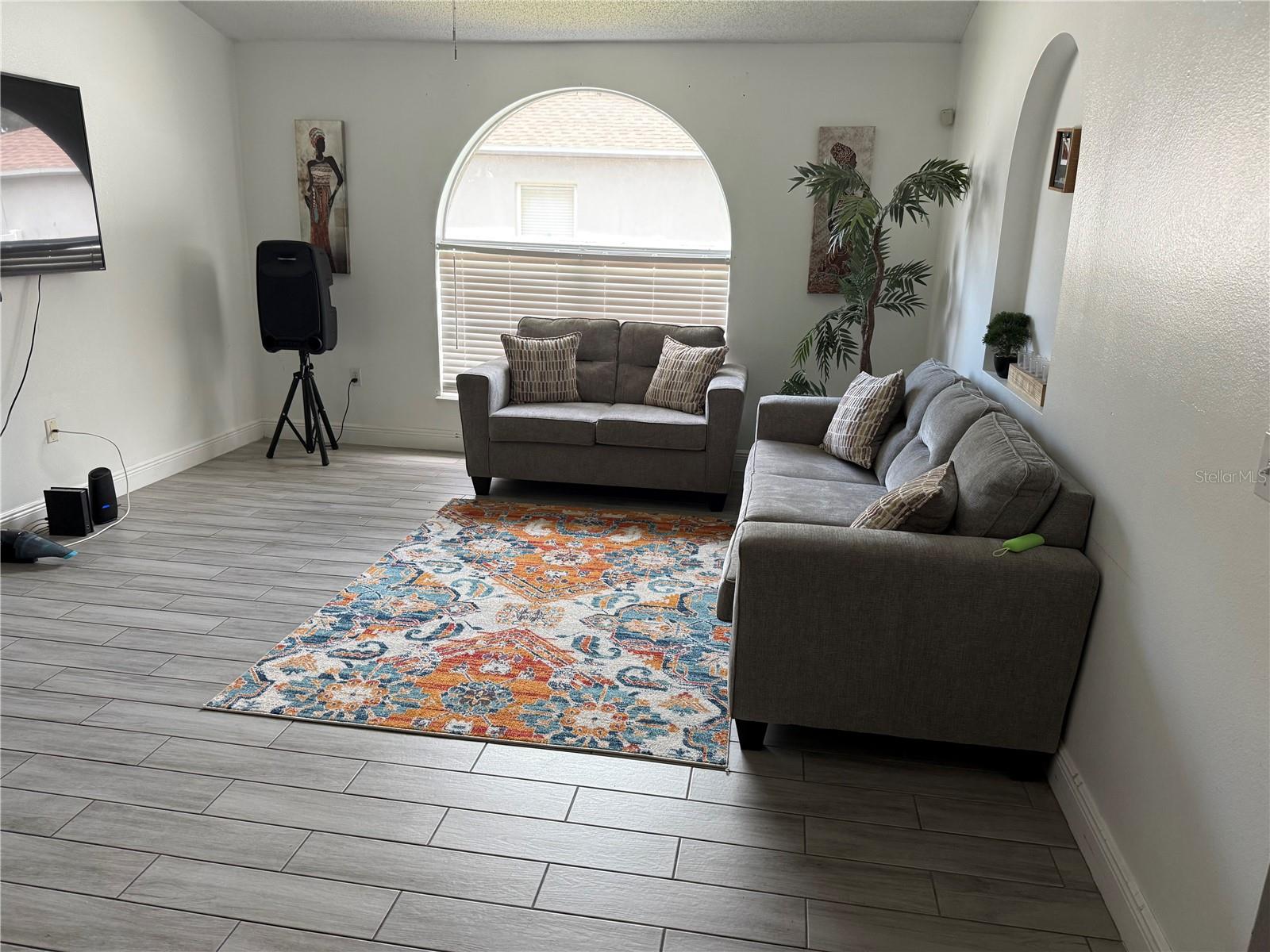 5118 LAVAL DRIVE