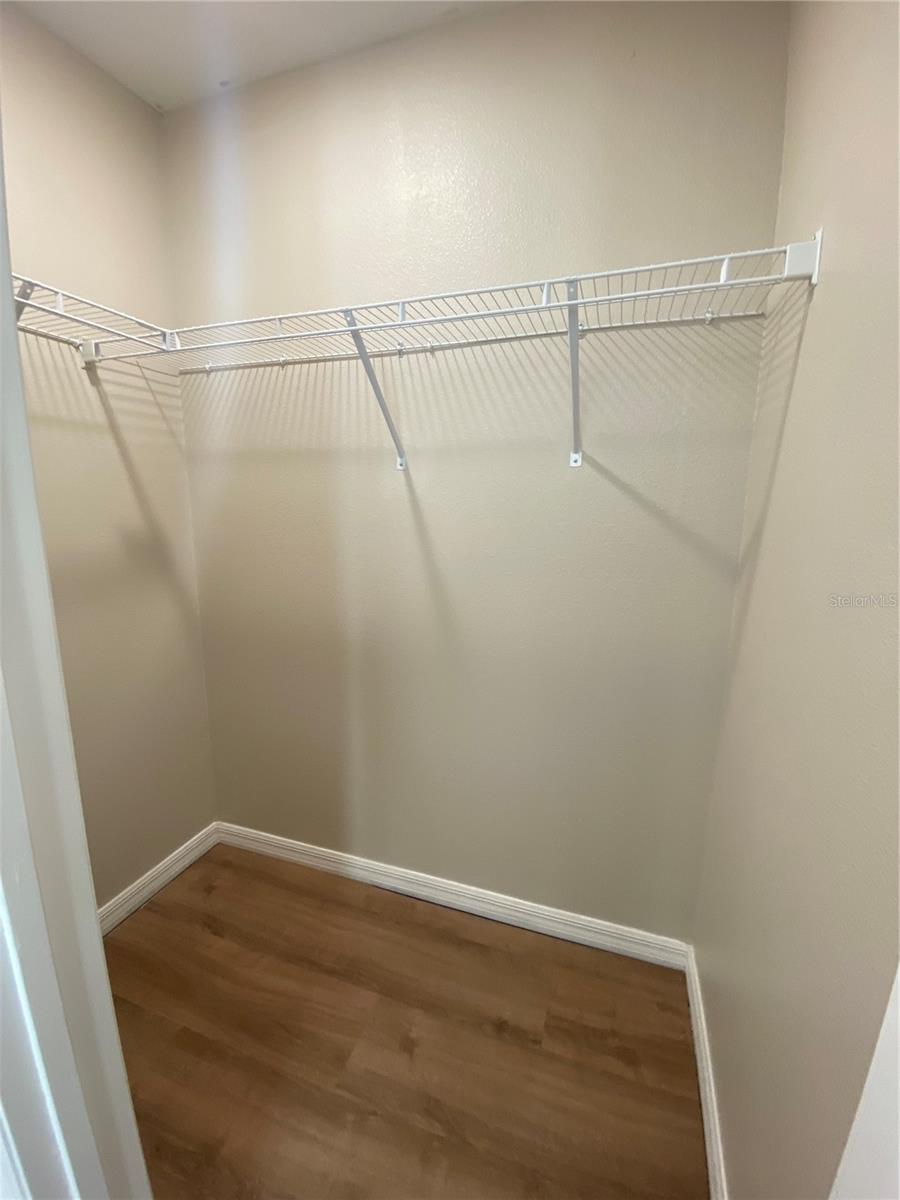 PASADENA POINT PH 1 - Residential Lease