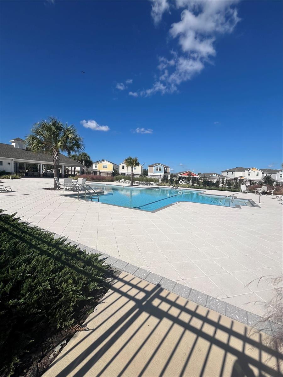 PASADENA POINT PH 1 - Residential Lease