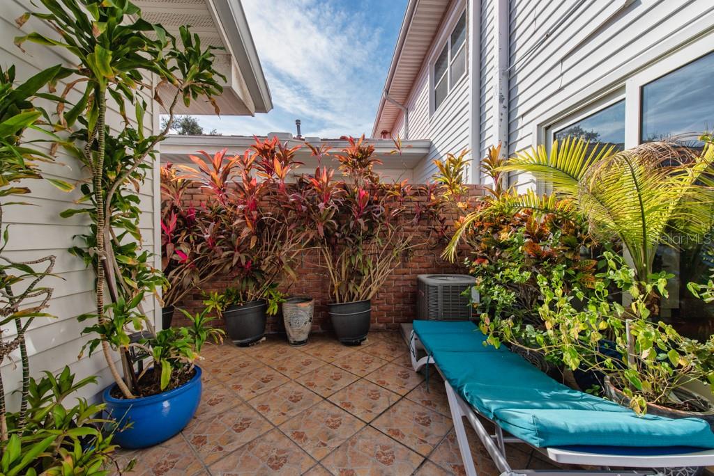 WATER VIEW ESTATES - Residential