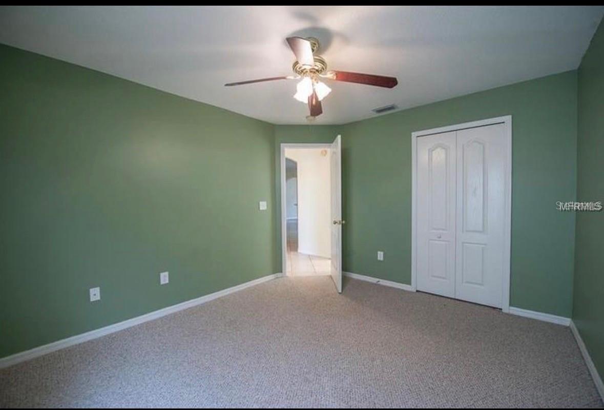 BRENTWOOD HILLS TR C - Commercial Lease