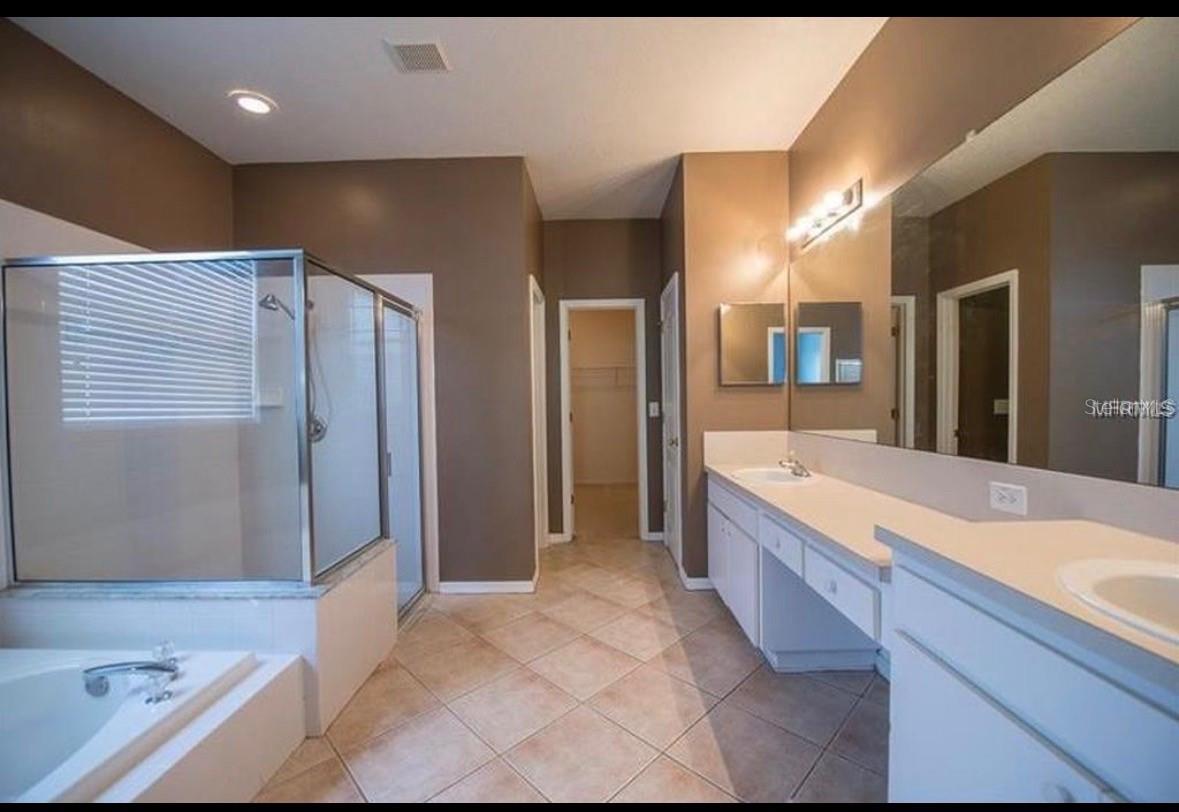 BRENTWOOD HILLS TR C - Commercial Lease