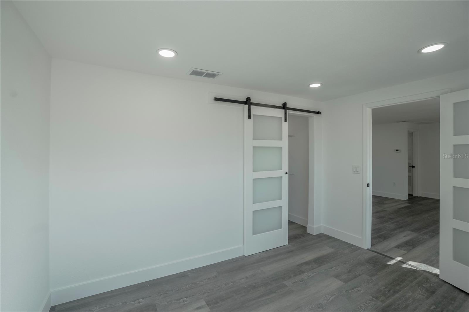 VENICE GARDENS - Residential