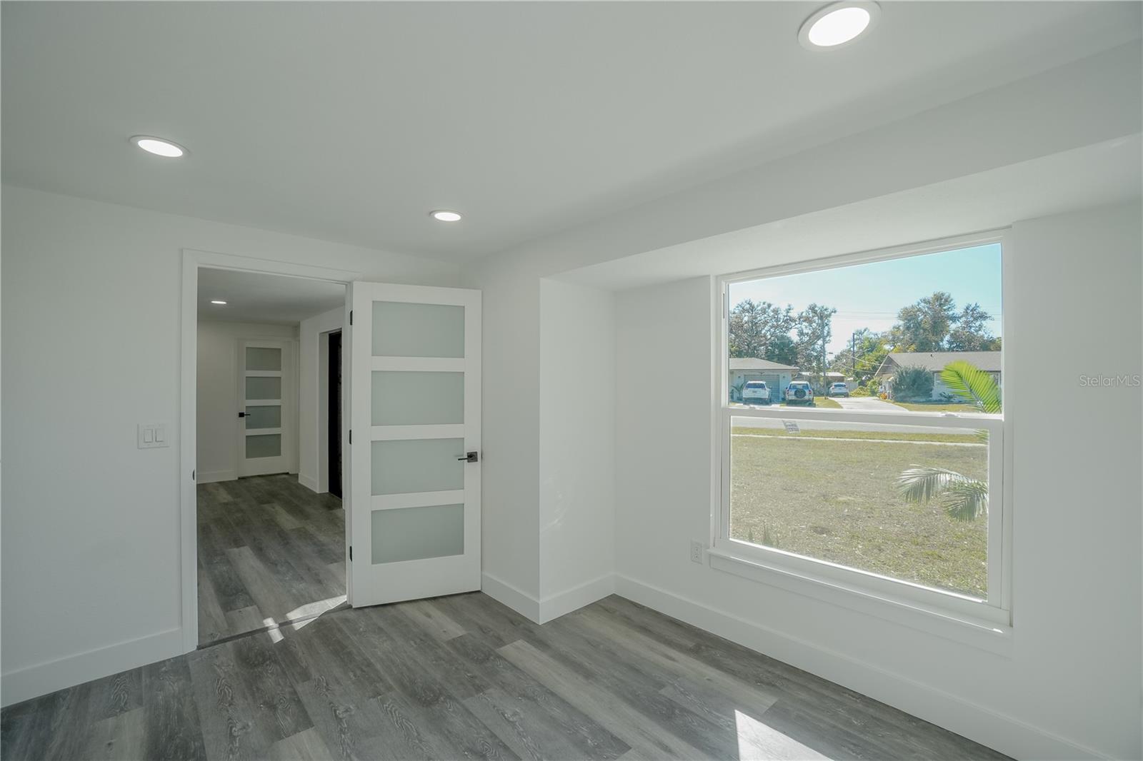 VENICE GARDENS - Residential