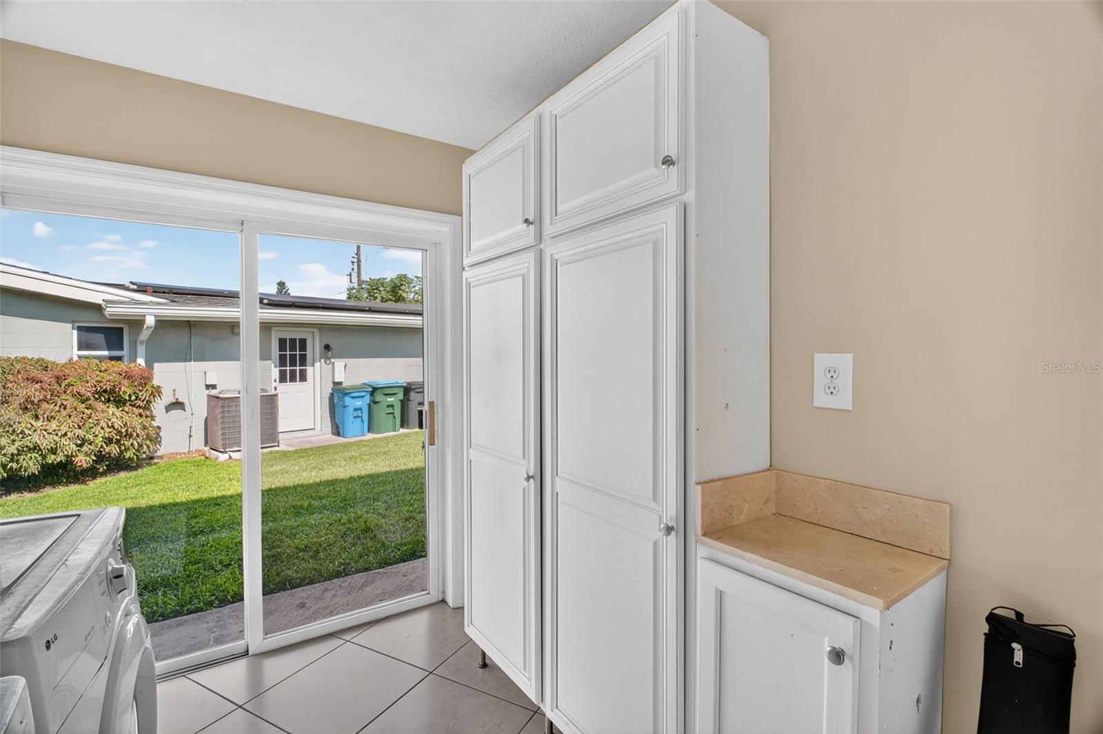 DOMMERICH HILLS 2 ND ADD - Residential