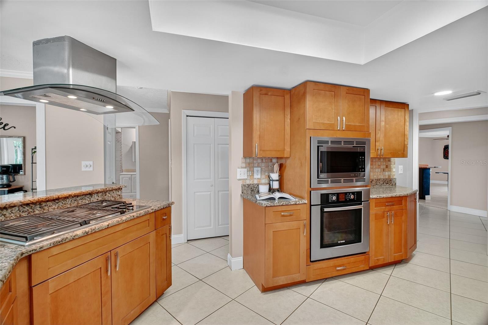 DOMMERICH HILLS 2 ND ADD - Residential