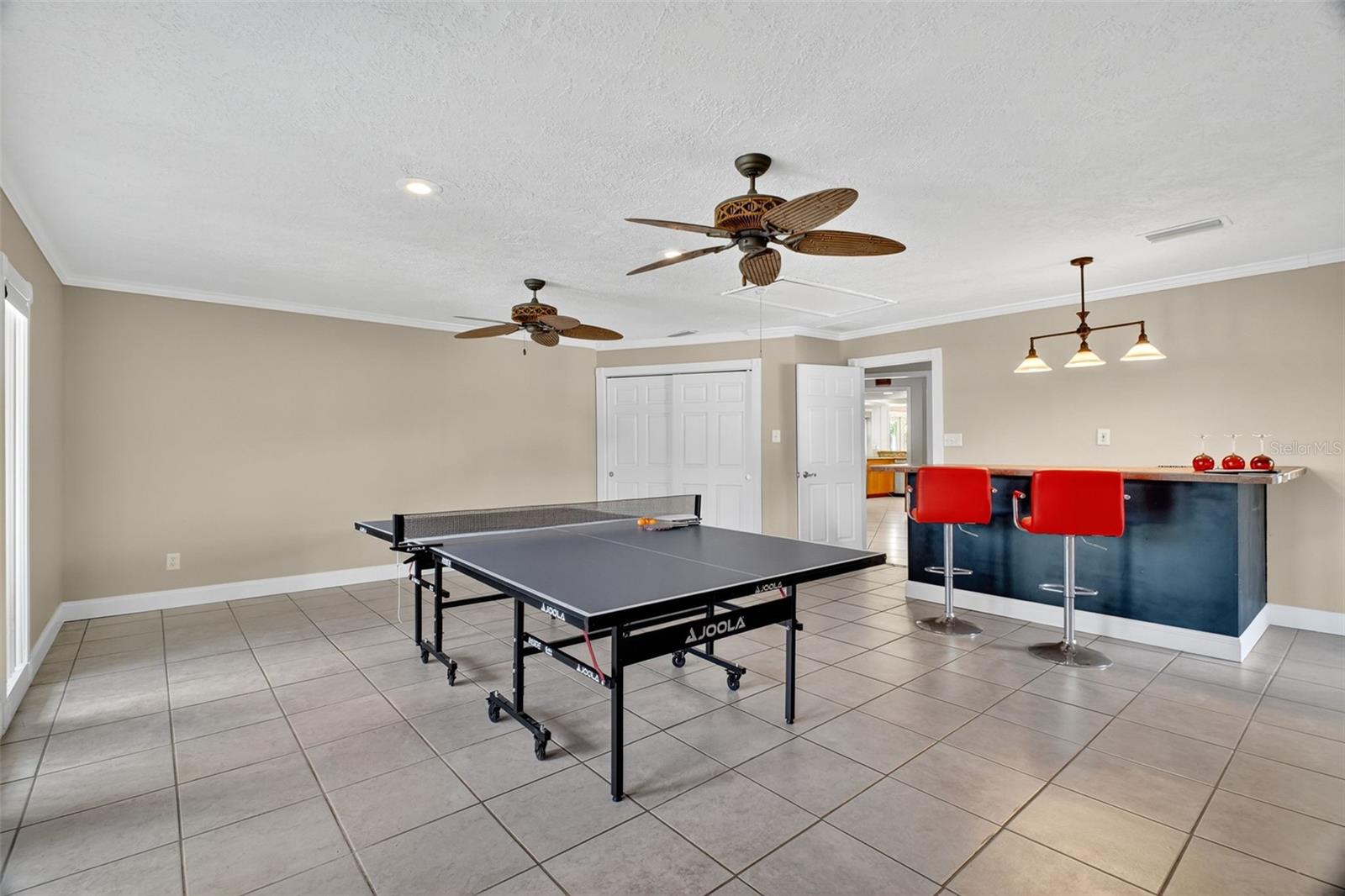 DOMMERICH HILLS 2 ND ADD - Residential