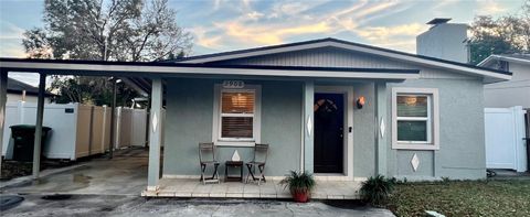 Photo of 2908 W Heiter Street, Tampa, FL 33607 (MLS # TB8463422)