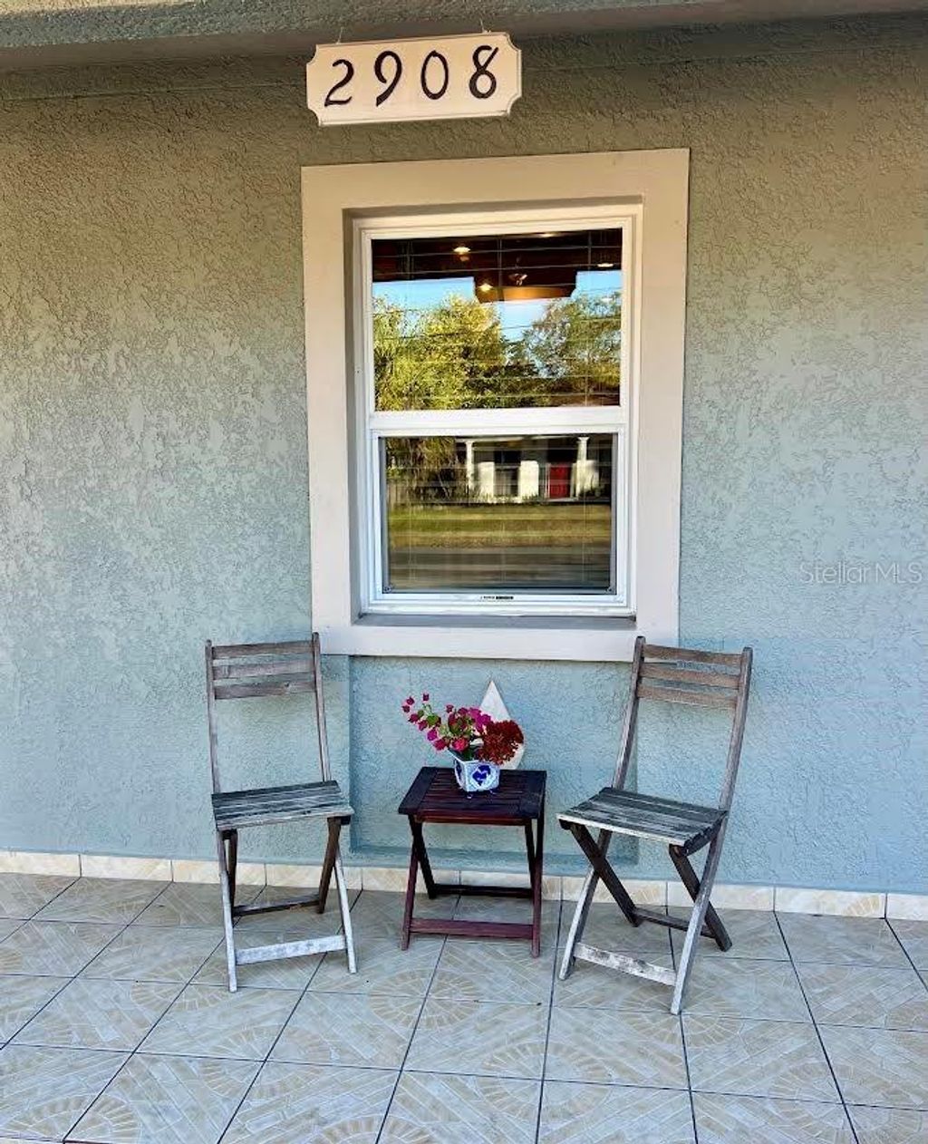 Photo of 2908 W Heiter Street, Tampa, FL 33607 (MLS # TB8463422)