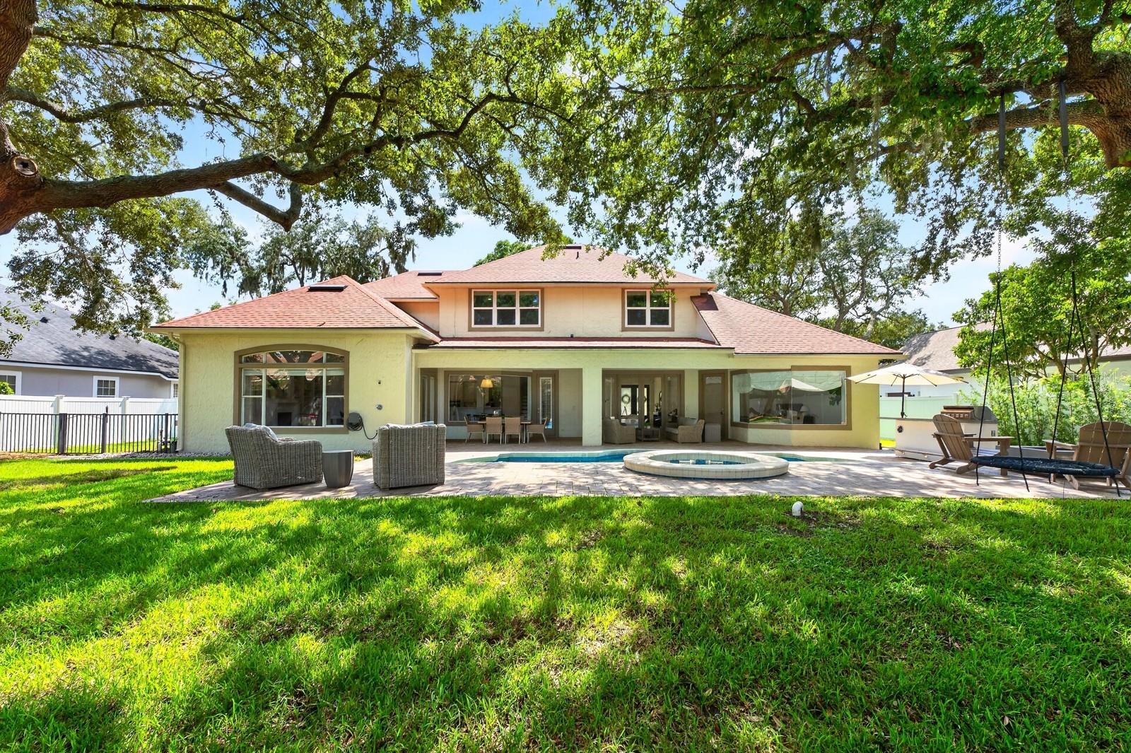4512 OLD CARRIAGE TRAIL