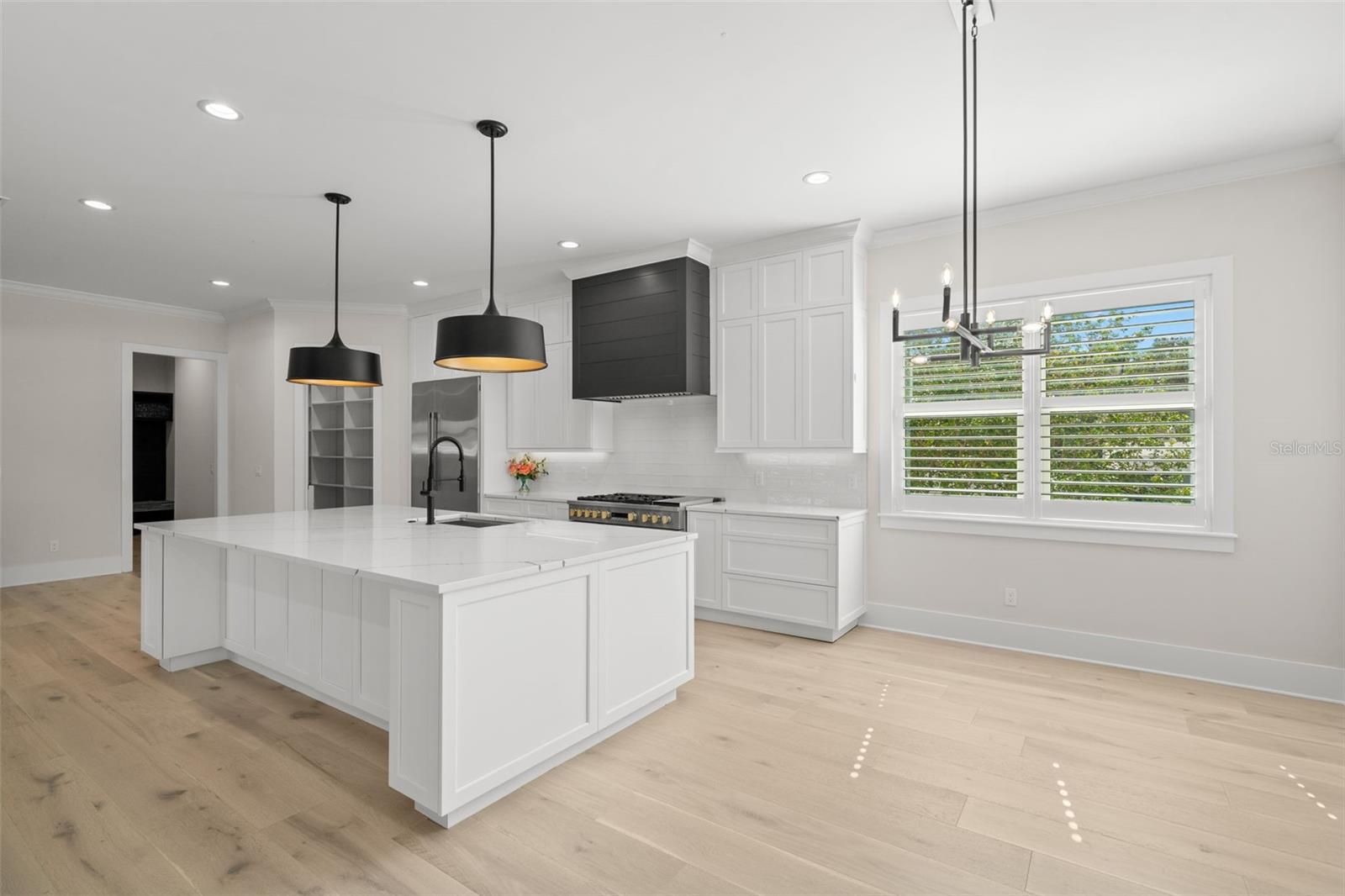 WEST SHORE CREST - Residential