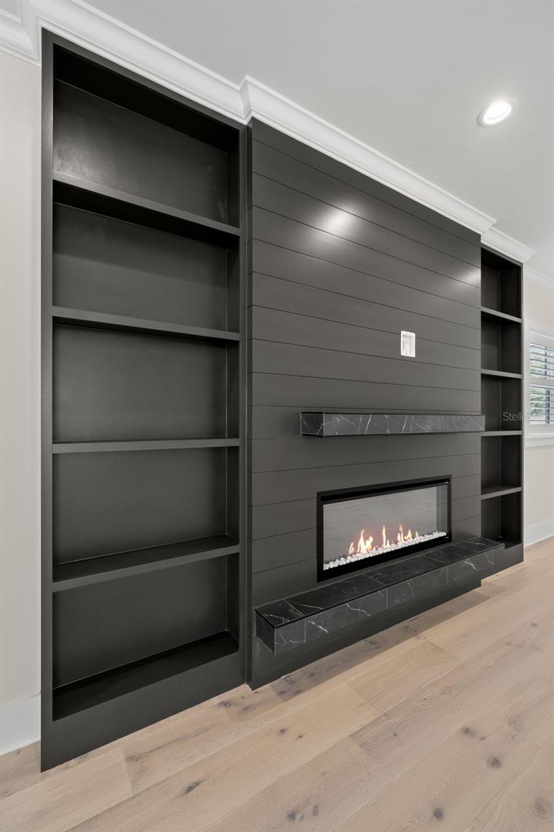 WEST SHORE CREST - Residential