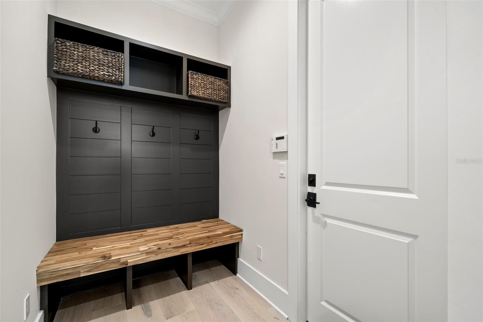 WEST SHORE CREST - Residential