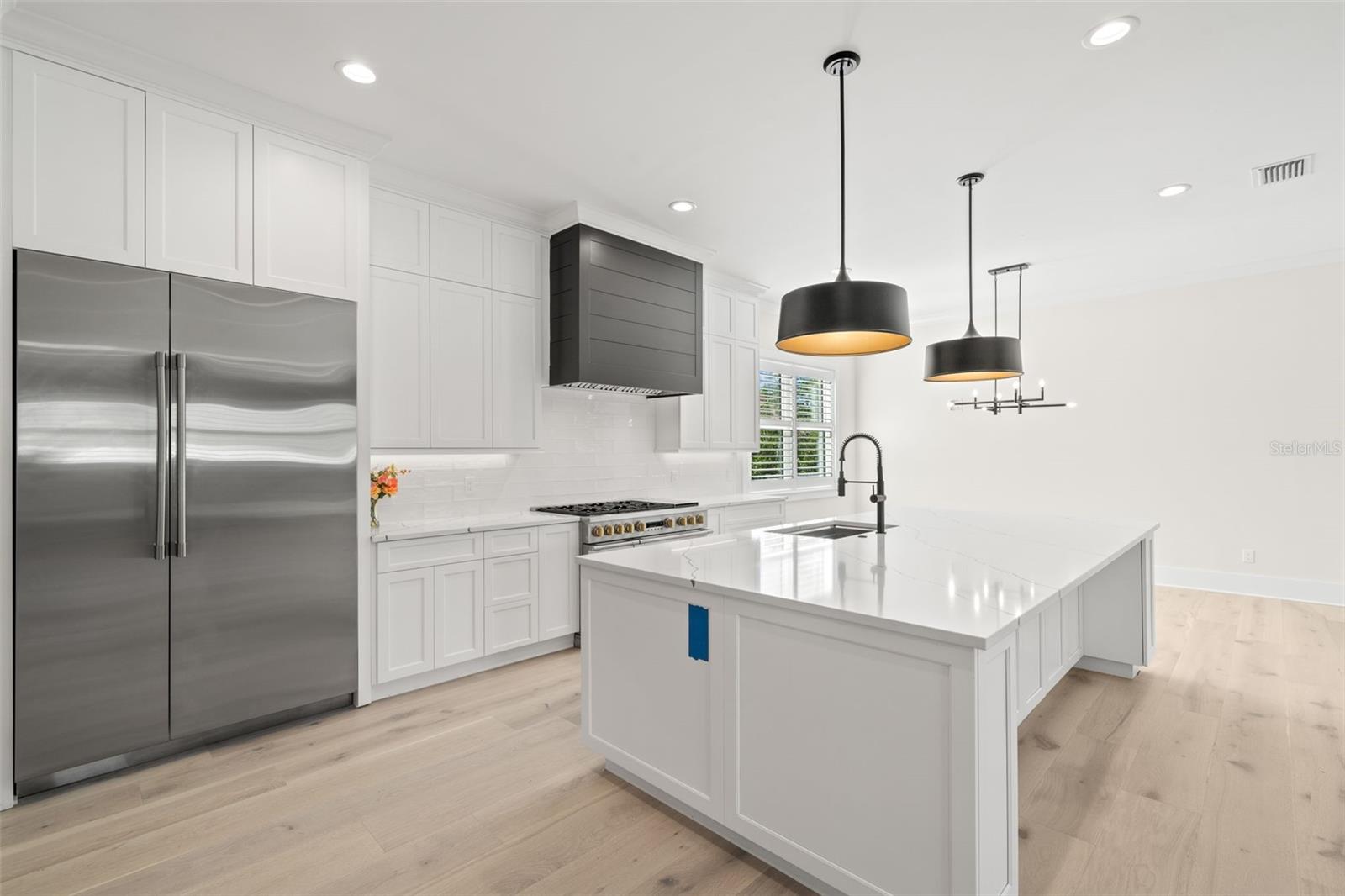 WEST SHORE CREST - Residential