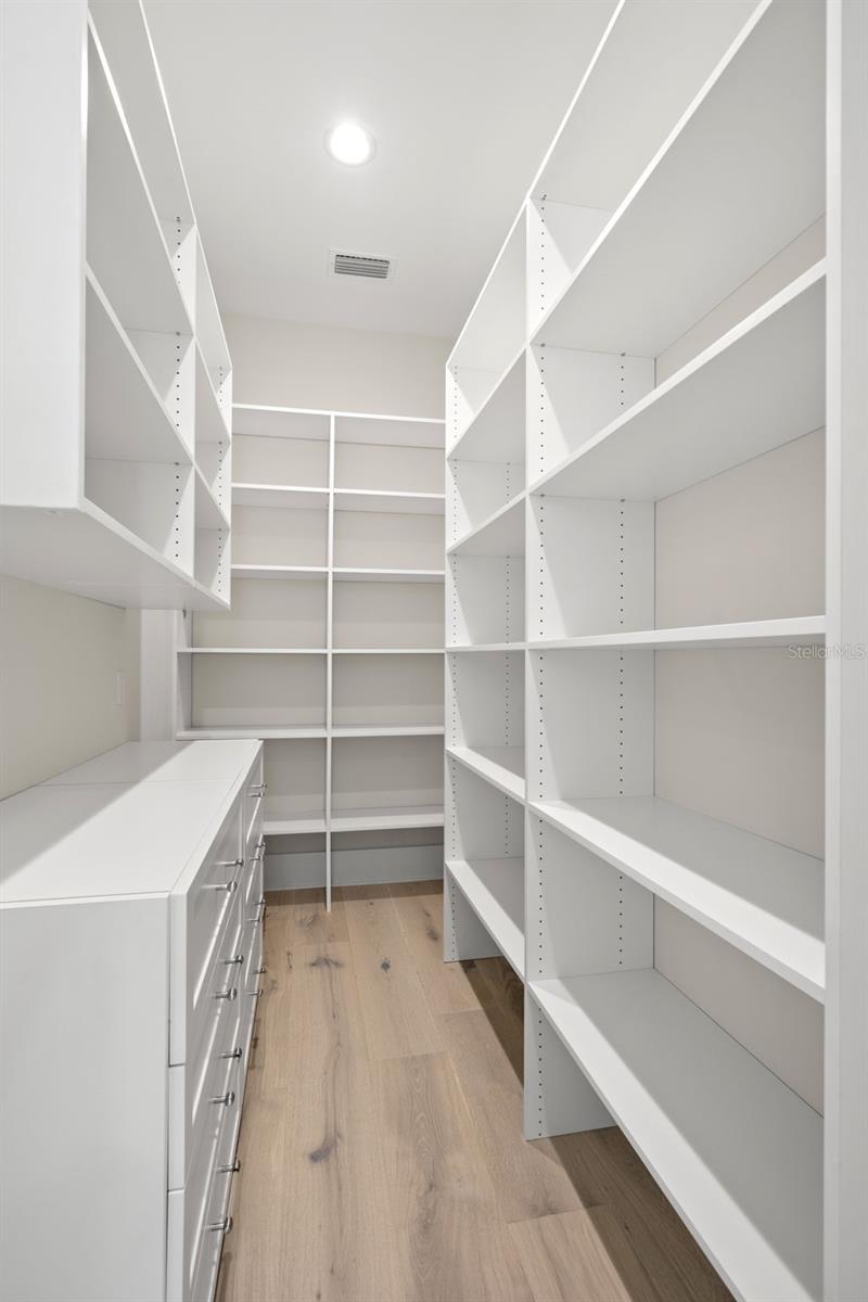 WEST SHORE CREST - Residential