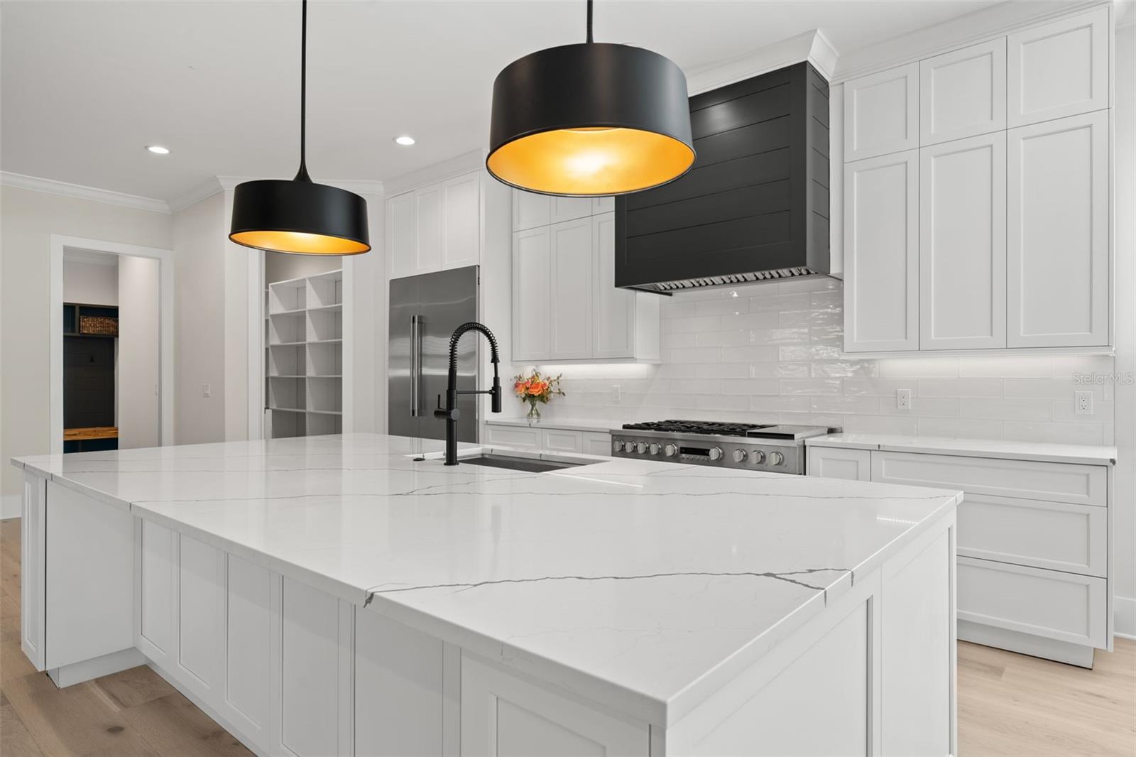 WEST SHORE CREST - Residential