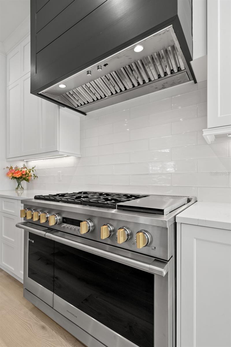 WEST SHORE CREST - Residential