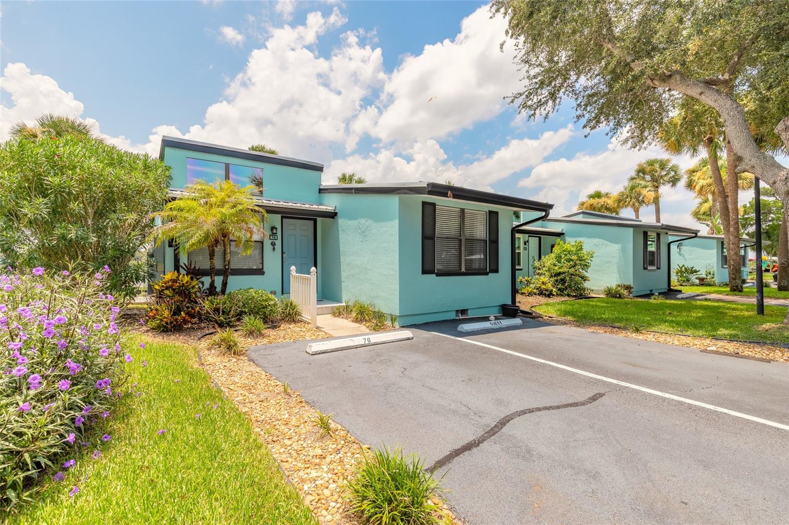 76 HEATHER POINT COURT