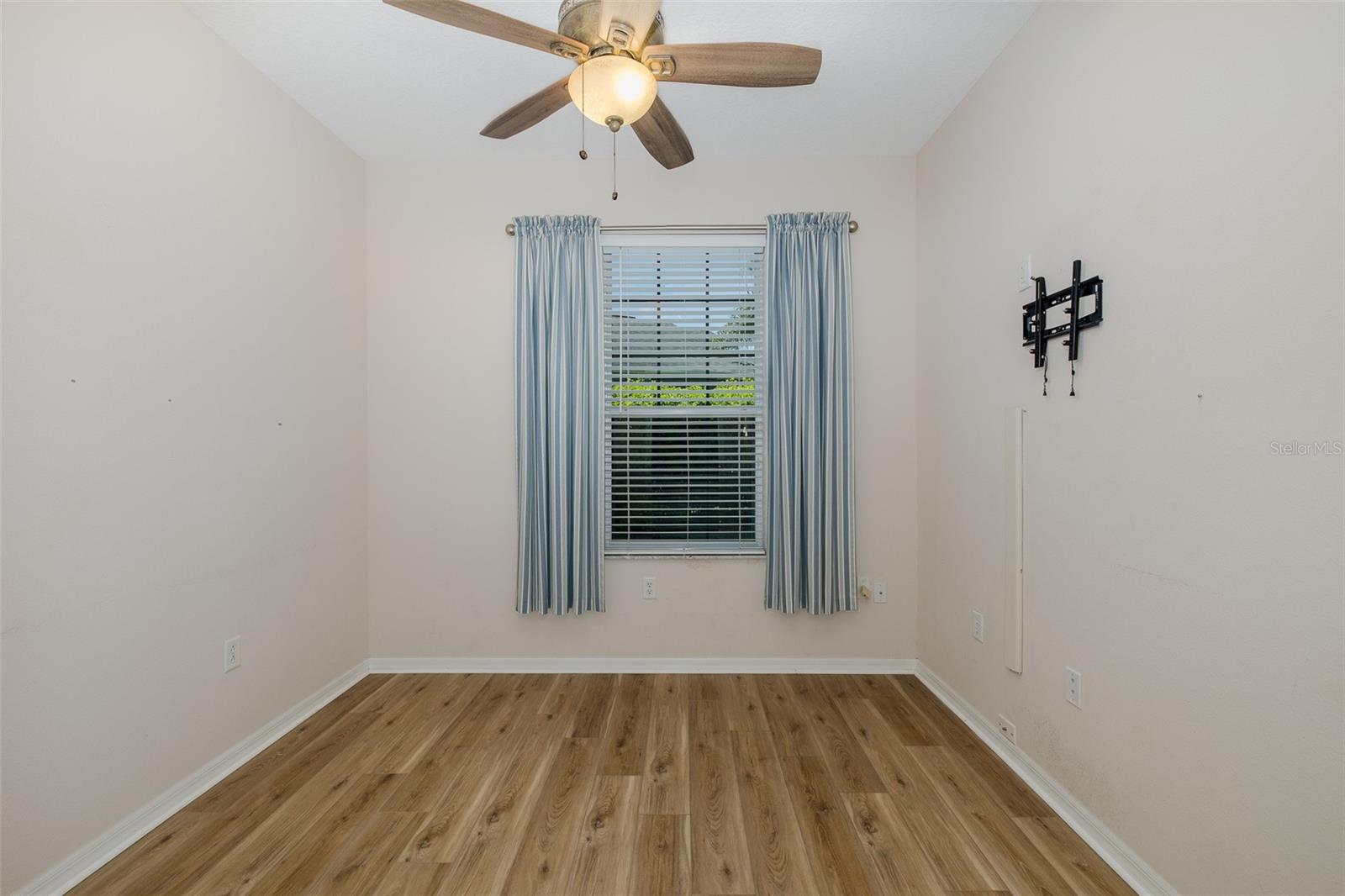 HAMPTON VILLAGE AT RIVER RIDGE PH 01 - Residential