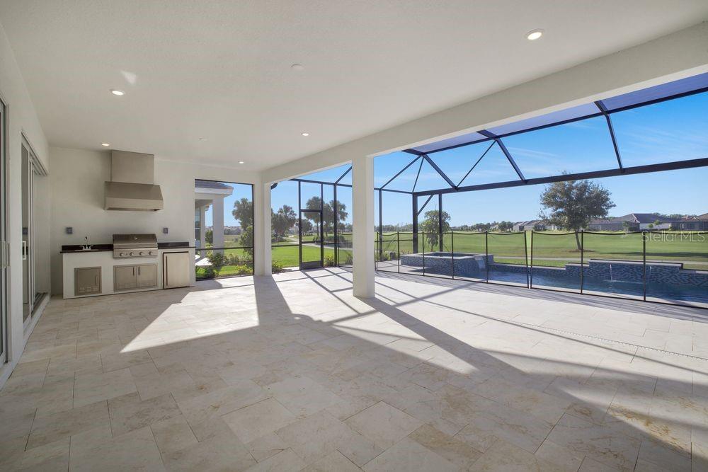 AZARIO ESPLANADE - Residential