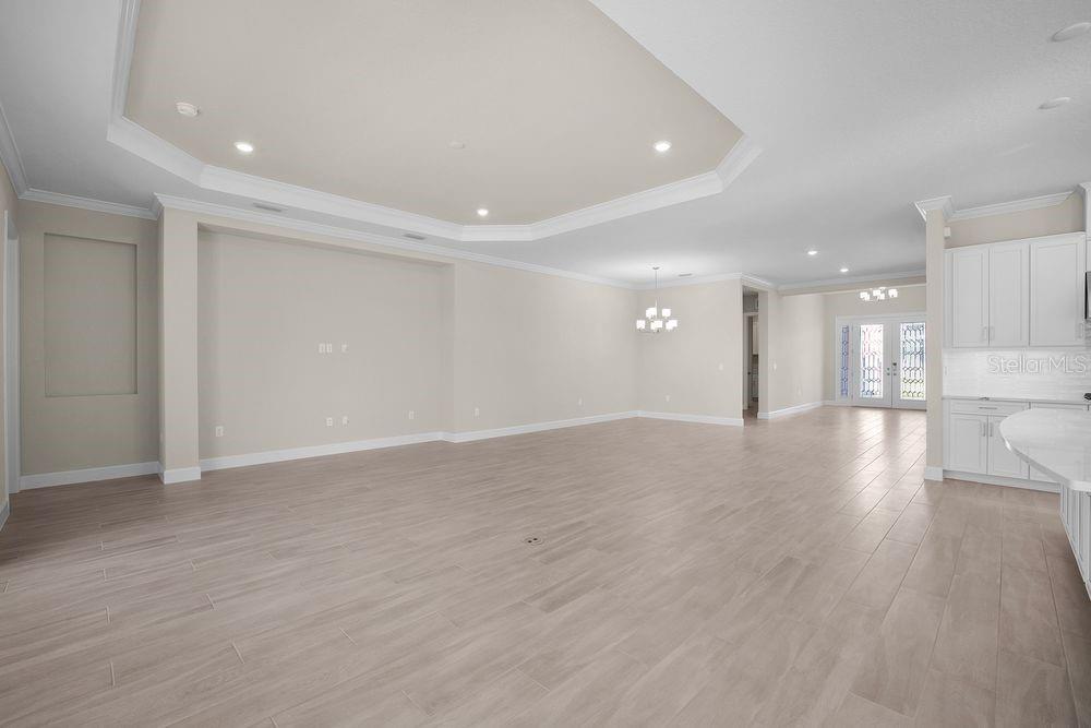 AZARIO ESPLANADE - Residential